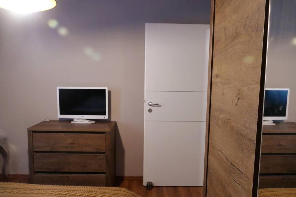 Apartament In Cartier Avantgarden Cu Semineu! Braşov Dış mekan fotoğraf