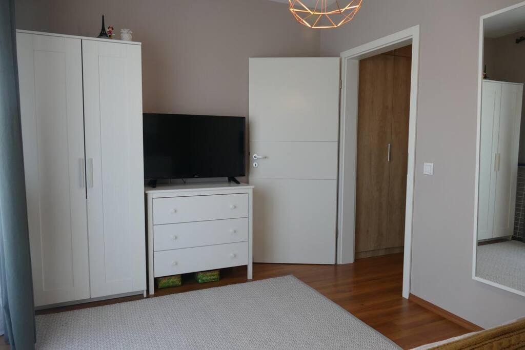 Apartament In Cartier Avantgarden Cu Semineu! Braşov Dış mekan fotoğraf